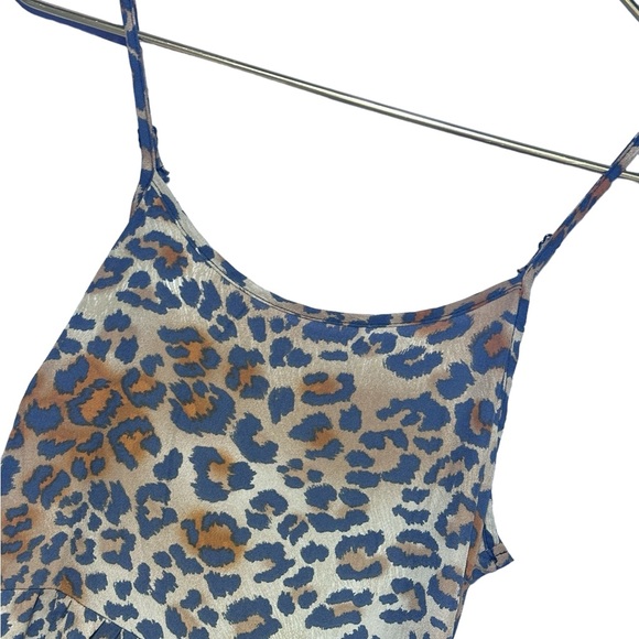 Heart & Hips Animal Print Flirty Lace Up Back Mini Dress Small - Picture 5 of 14